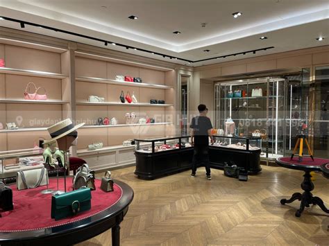 gucci tràng tiền plaza